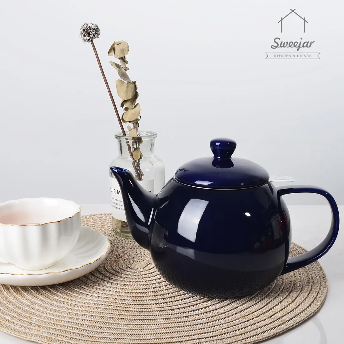 SWEEJAR Porcelain Teapot with Infuser Lid