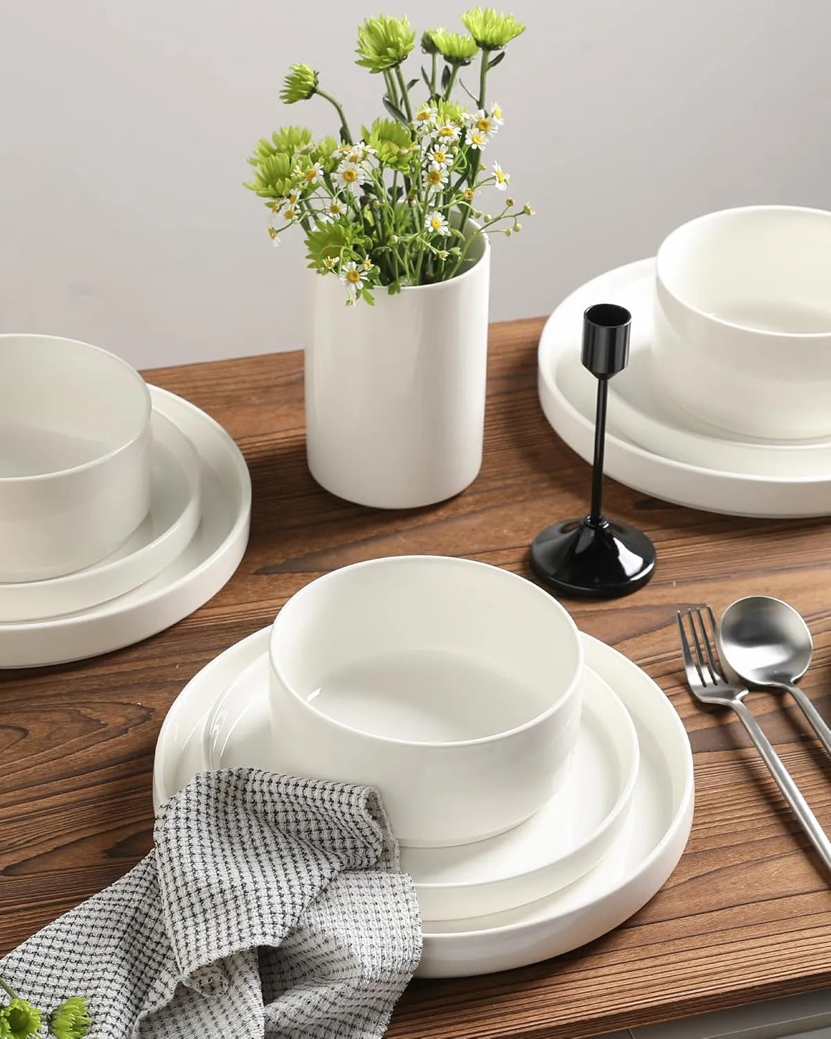 Sweejar White Ceramic Dinnerware Sets for 4 | Minimal Design