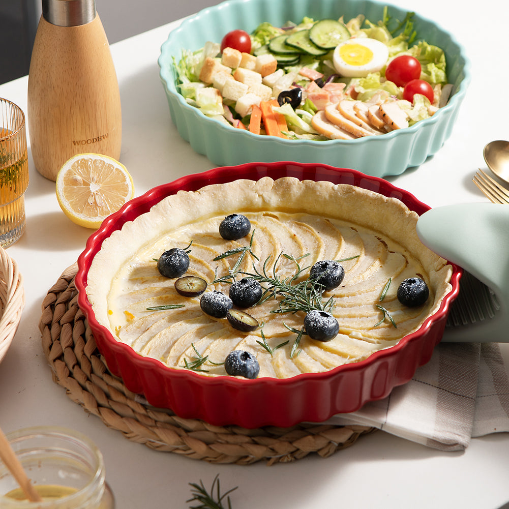 SWEEJAR Porcelain Pie Pan, 9.5-inch Round Corrugated Tart Dish, Non-sticky Ceramic Quiche Plate, Suitable for Baking Apple Pie, Cheese Sweet Potato Pie, Chicken Pot Pie, Crustless Quiche
