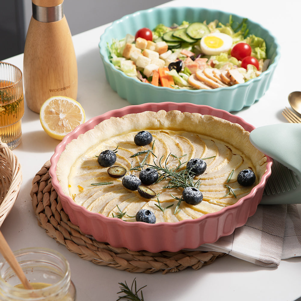 SWEEJAR Porcelain Pie Pan, 9.5-inch Round Corrugated Tart Dish, Non-sticky Ceramic Quiche Plate, Suitable for Baking Apple Pie, Cheese Sweet Potato Pie, Chicken Pot Pie, Crustless Quiche