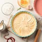 SWEEJAR Porcelain Pie Pan, 9.5-inch Round Corrugated Tart Dish, Non-sticky Ceramic Quiche Plate, Suitable for Baking Apple Pie, Cheese Sweet Potato Pie, Chicken Pot Pie, Crustless Quiche