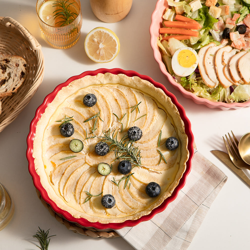 SWEEJAR Porcelain Pie Pan, 9.5-inch Round Corrugated Tart Dish, Non-sticky Ceramic Quiche Plate, Suitable for Baking Apple Pie, Cheese Sweet Potato Pie, Chicken Pot Pie, Crustless Quiche