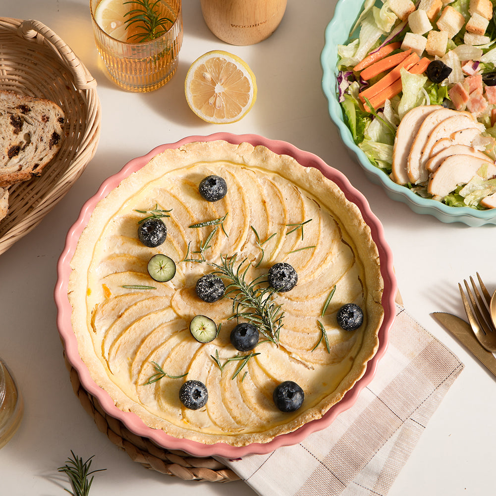 SWEEJAR Porcelain Pie Pan, 9.5-inch Round Corrugated Tart Dish, Non-sticky Ceramic Quiche Plate, Suitable for Baking Apple Pie, Cheese Sweet Potato Pie, Chicken Pot Pie, Crustless Quiche